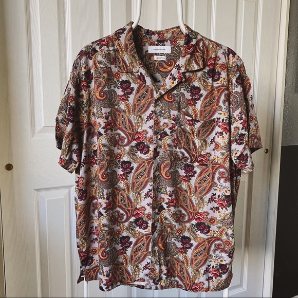 Urban Outfitters Other - Urban Outfitters Brown Multicolor Paisley Short Sleeve Button-up shirt